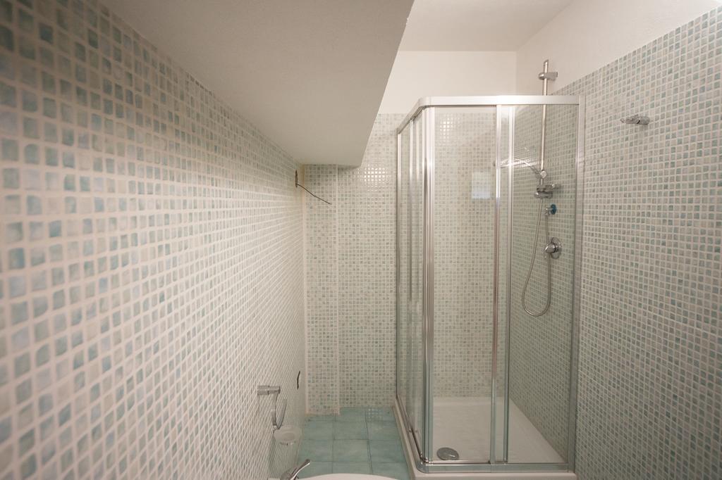 Milly House Apartment เลโตยานนี ภายนอก รูปภาพ